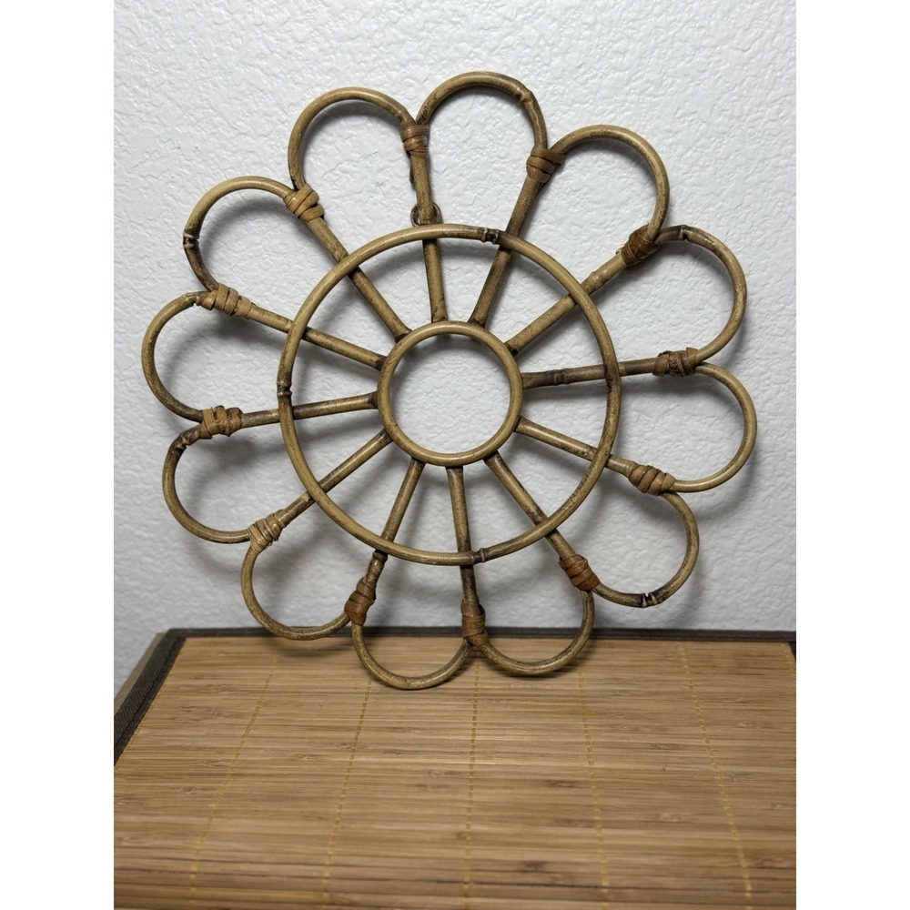 Flower Metal Rattan Style Flower Vintage Decor 60's/70s Groovy Retro MCM Mid Mod - Picture 4 of 5